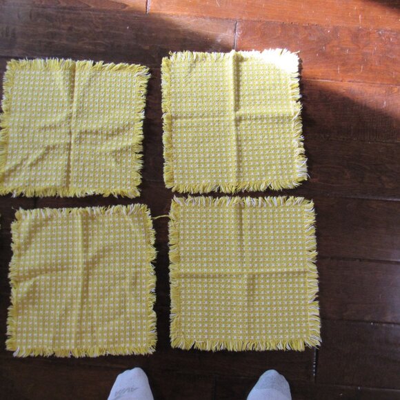Cloth Fabric Napkins Set of 8 10 inches Yellow White Checker Fringe Vintage Good - Picture 4 of 13